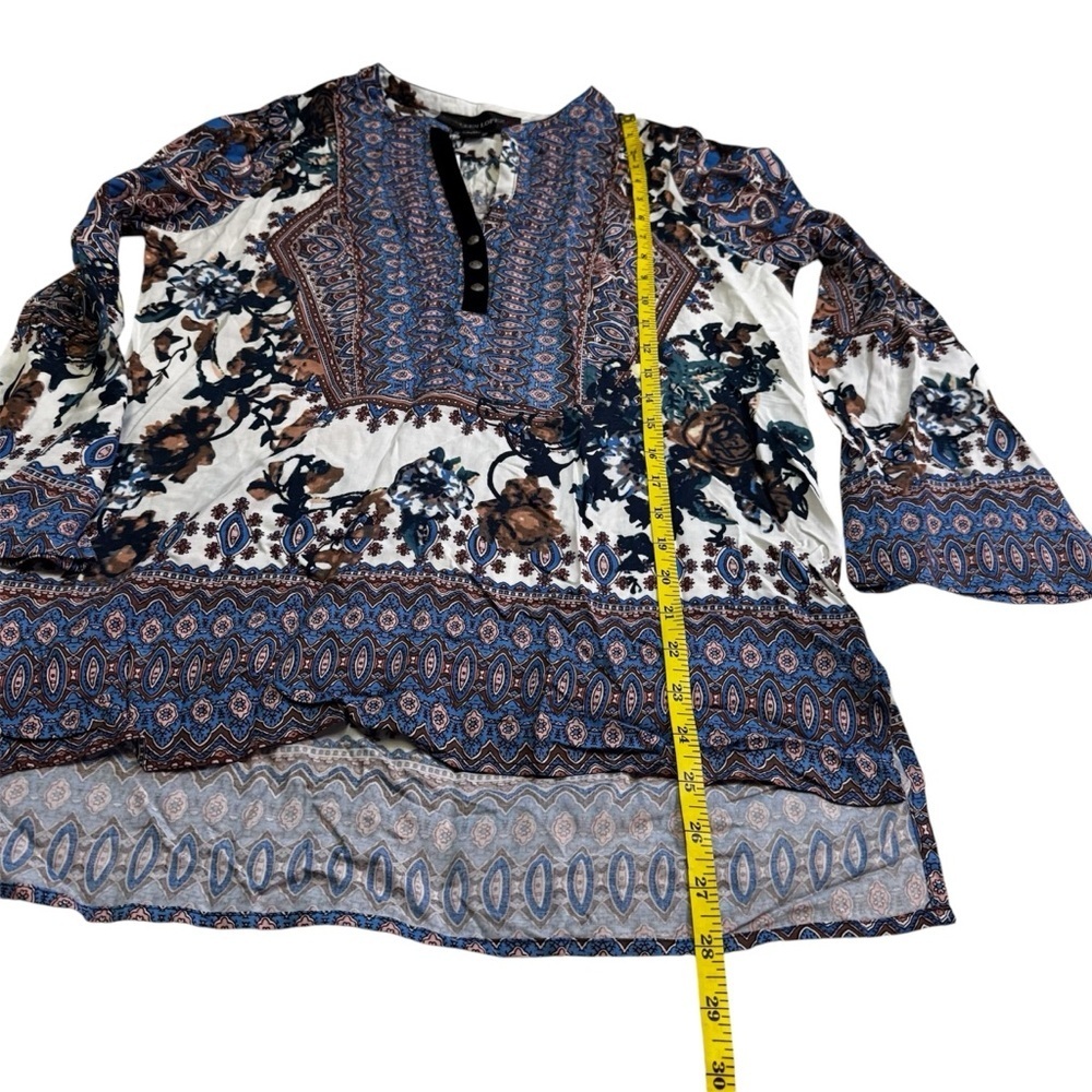 Colleen Lopez Blue & White Paisley Tunic Top Size XS V Neck Velvet Trim NWOT - Picture 8 of 9